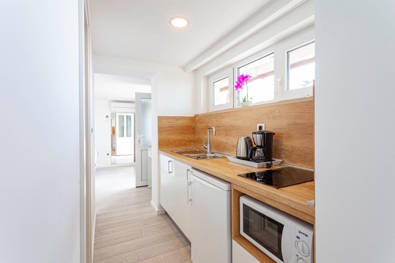 Villa King Apartments Brela Exterior photo
